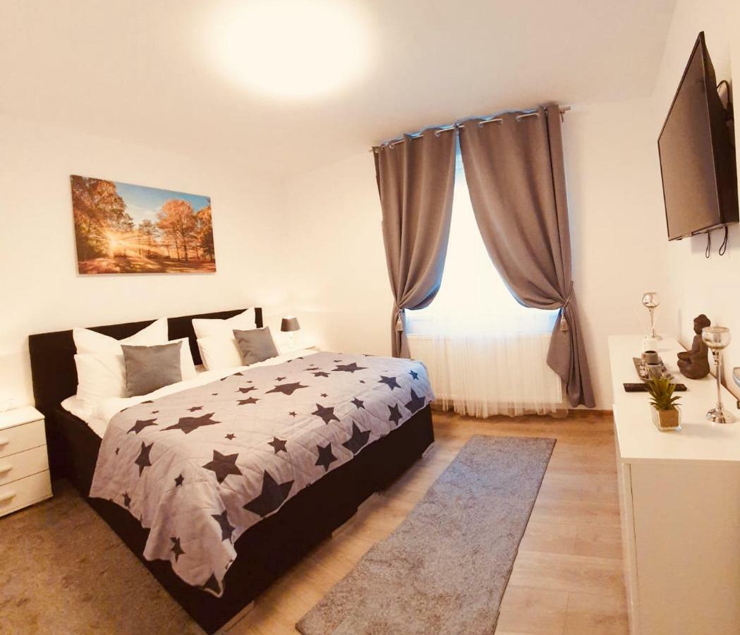 Apartament Comfort Primaverii Râşnov Exterior photo